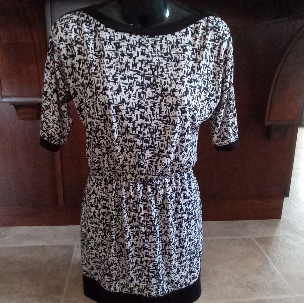 NEW Ricky's top size small